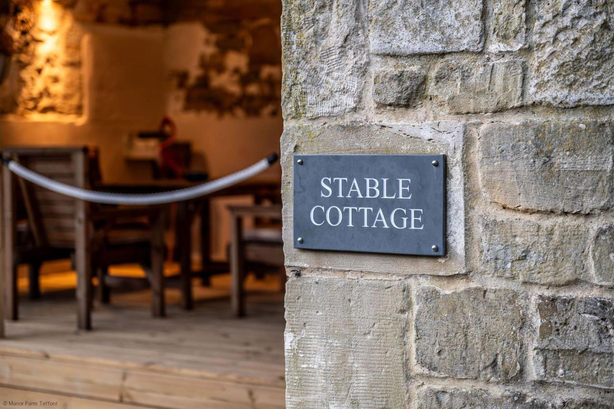 Stable Cottage Teffont Magna Bagian luar foto